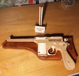 Макет "Игрушечный пистолет Mauser c96" 0