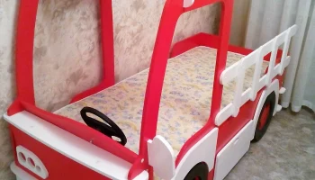 Макет "Детская кровать с машиной"