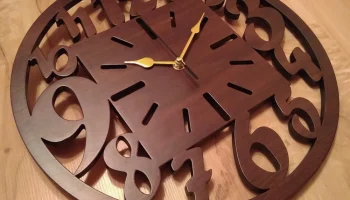 Макет "Уникальные деревянные настенные часы"