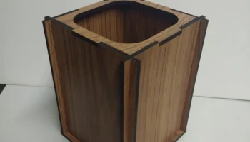 Макет "Деревянный Карандашница для стола"