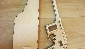 Макет "Mauser c96 с деревянной кобурой игрушечный пистолет"