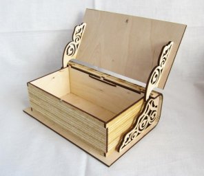 Макет "Деревянная коробка в форме книги с гравировкой и крышкой" 0