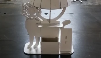 Макет "Кошачья настольная лампа с органайзером"