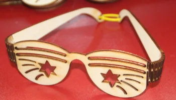 Макет "Солнцезащитные очки для вечеринки фанера 3 мм"
