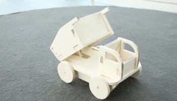 Макет "Детский деревянный игрушечный грузовик"