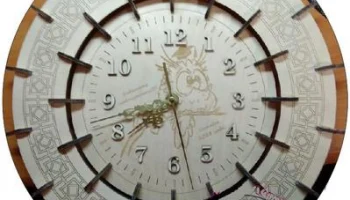 Макет "Настенные часы с гравировкой совы"