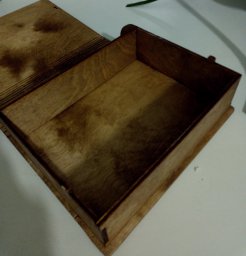 Макет "Деревянная коробка для книг" 1