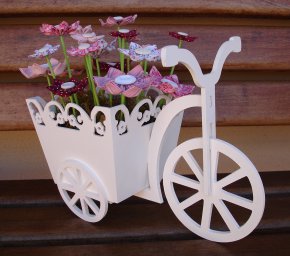 Макет "Деревянный трехколесный велосипед корзина для цветов" 2