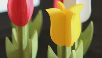 Макет "Деревянные тюльпаны весенний центральный декор"