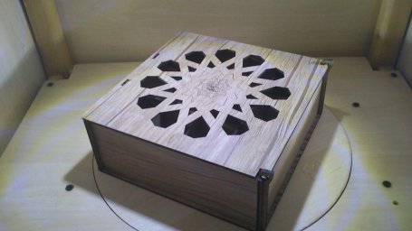 Макет "Деревянная коробка для хранения с отделениями" 0