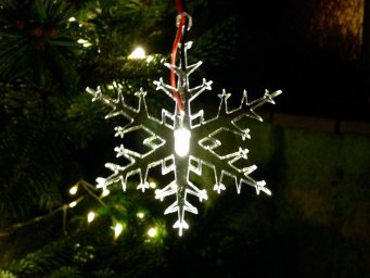 Макет "Рождественская снежинка со светодиодной подсветкой svg файл" 0