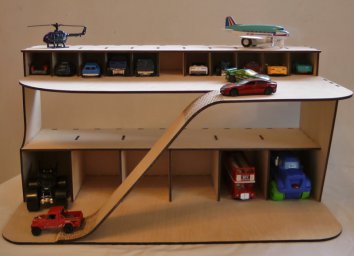 Макет "Деревянный игрушечный гараж для парковки автомобилей" 0