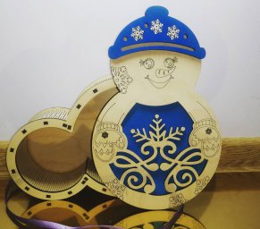 Макет "Снеговик Новогодний подарок коробка фанера" 0