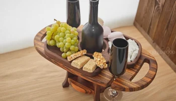 Макет "Деревянный винный столик и держатель для бокалов"