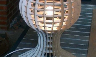 Макет "Лампа с деталями глобуса"