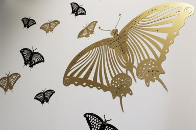 Макет "Наклейка на стену в виде бабочки" 1