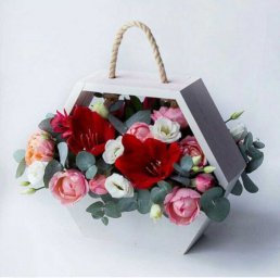 Макет "Подвесная цветочная корзина декор день святого валентина шестигранник цветочная коробка" 0