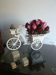 Макет "Трехколесный велосипед корзина для цветов" 1