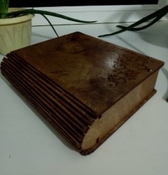 Макет "Деревянная коробка для книг" 0