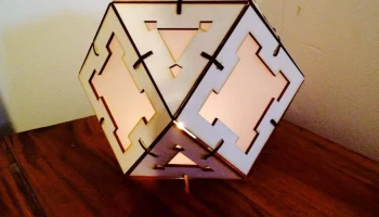 Макет "Деревянная лампа в форме кубооктаэдра"