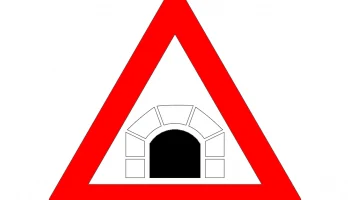 Макет "Дорожный знак туннель впереди"