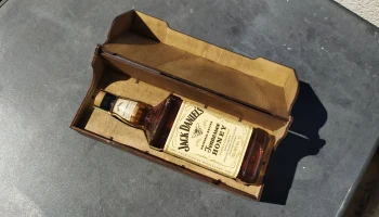 Макет "Подставка для бутылки виски Jack daniels"