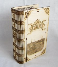 Макет "Деревянная коробка в форме книги с гравировкой и крышкой" 1