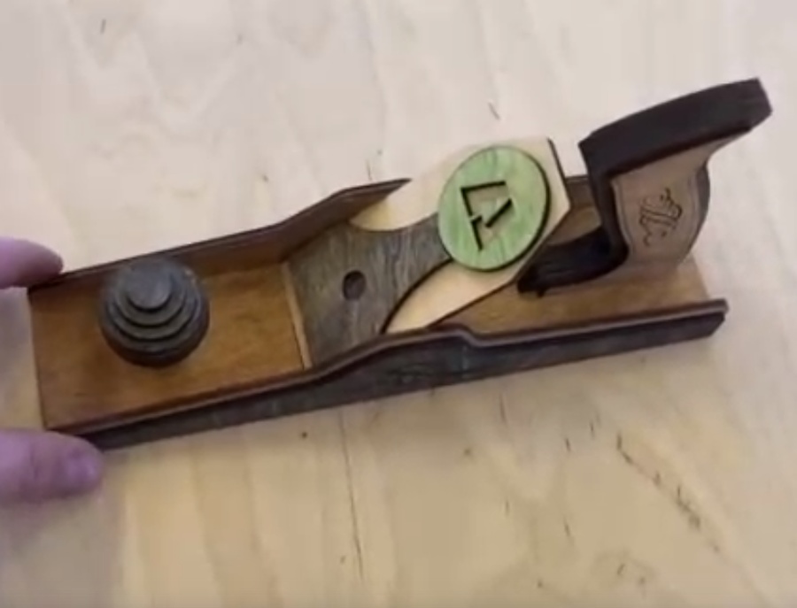 Деревянный рубанок своими руками: инструкция и заточка ножей