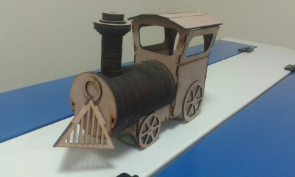 Макет "Деревянная игрушка локомотив с лазерной резкой" 0
