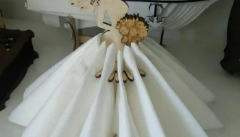 Макет "Красивая невеста с букетом стоящий Салфетница"
