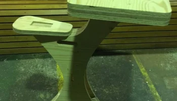 Макет "Детская деревянная парта с сиденьем"