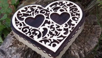 Макет "Подарочная коробка с двумя сердцами"