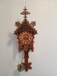 Макет "Деревянные декоративные настенные часы с маятником" 0