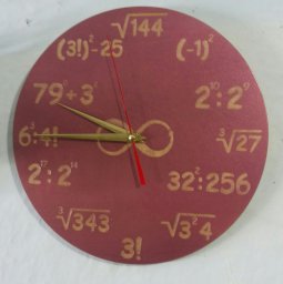 Макет "Математические настенные часы" 0